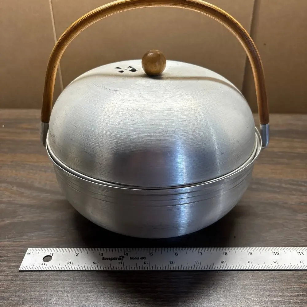 Vintage Mirro Bun Warmer Steamer With Bamboo Handle And Wood Knob